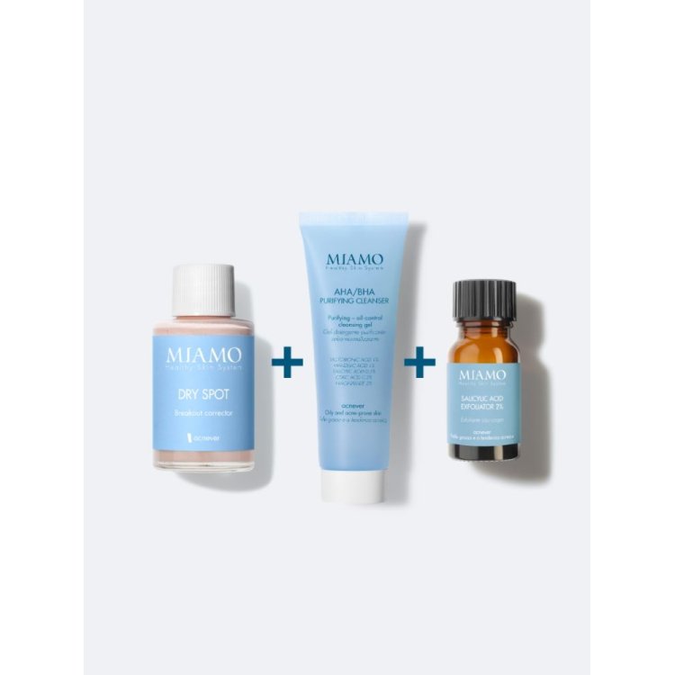 Miamo Cofanetto 2025 Protocollo Sos Brufoli - Dry Spot 30 ml + AHA\BHA purifying cleanser 50 ml + Salicylic acid exfoliator 2% 10 ml Miamo Cofanetto 2025 Protocollo Sos Brufoli - Dry Spot 30 ml + AHA\BHA purifying cleanser 50 ml + Salicylic acid exfoliator 2% 10 ml