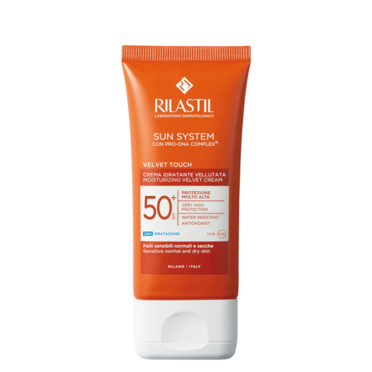 Rilastil Sun System Velevet Touch SPF 50+ - Crema viso idratante e vellutata per pelle secca e sensibile - 50 ml