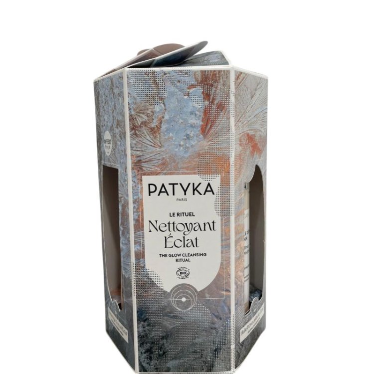 Patyka Cofanetto di Natale 2024 Il Rituale Pelle Perfetta - Olio struccante ultra rapido 150 ml + Mousse detergente detossinante 150 ml + Siero sorbetto illuminante 50 ml Patyka Cofanetto di Natale 2024 Il Rituale Pelle Perfetta - Olio struccante ultra rapido 150 ml + Mousse detergente detossinante 150 ml + Siero sorbetto illuminante 50 ml