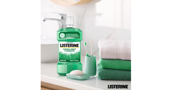 Listerine Difesa Denti e Gengive Collutorio - Ideale per l'igiene orale  quotidiana - Gusto Menta fresca - 500 ml