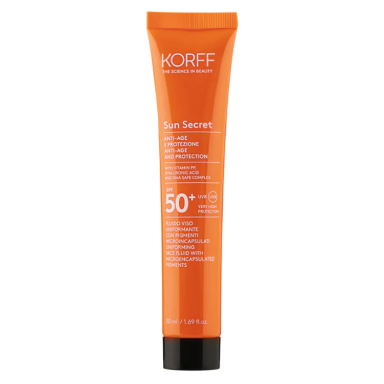 Korff Sun Secret Fluido Viso SPF50+ - Fluido viso antimacchie con protezione solare molto alta - Colore 01 Light - 50 ml