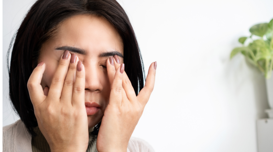 Occhi gonfi da allergia: quali sono i sintomi e le soluzioni efficaci