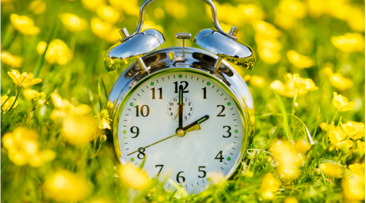 Ora legale: cosa cambia nel nostro organismo e come adattarsi al meglio
