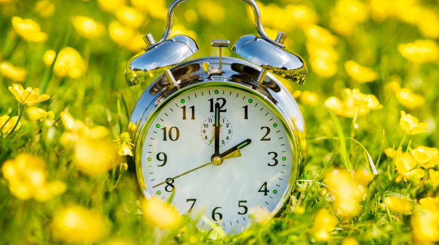 Ora legale: cosa cambia nel nostro organismo e come adattarsi al meglio Ora legale: cosa cambia nel nostro organismo e come adattarsi al meglio