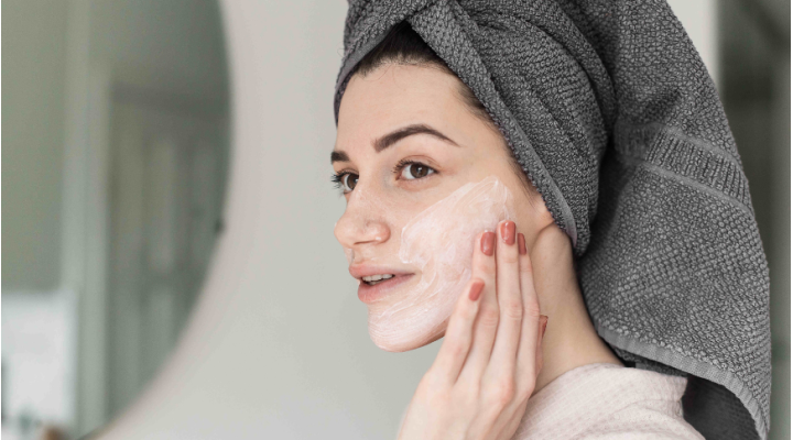 Skincare invernale: i segreti per una pelle luminosa e idratata