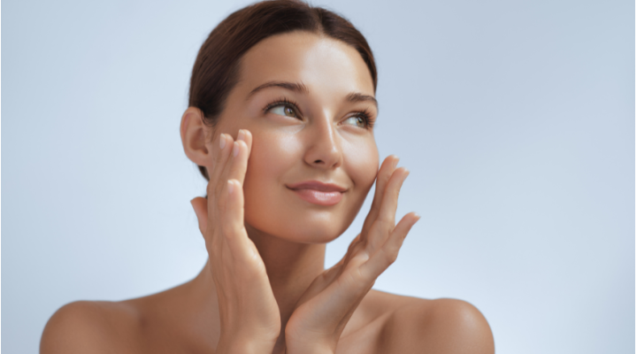 Summer glow: alimenti e tisane per una pelle luminosa e idratata Summer glow: alimenti e tisane per una pelle luminosa e idratata