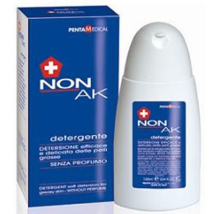 Pentamedical Nonak Mousse Detergente per Pelli Grasse 100 ml