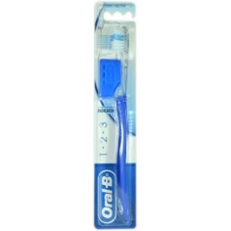 Oral-B Indicator 35 Spazzolino Manuale Medio per Igiene Orale Setole Medie