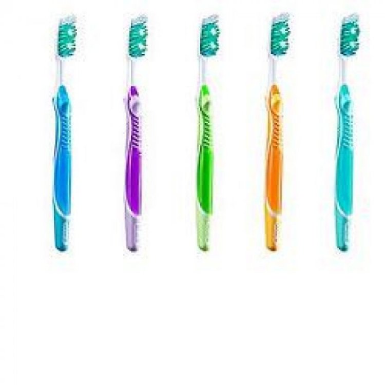 Oral-B Advantage Artica Spazzolino Manuale per L'Igiene Orale 35mm