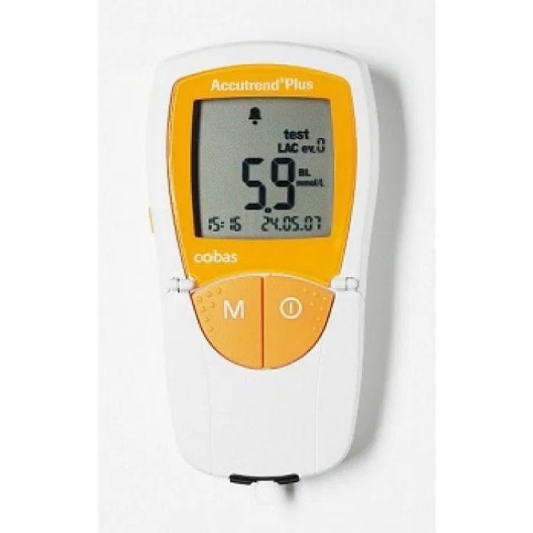 Accutrend Analizzatore Colesterolo e Glucosio Plus per Monitoraggio