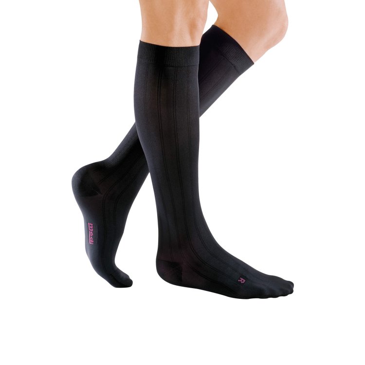 Medi Gambaletto Compressivo Uomo Nero 18 mmHg Medicale Preventivo Taglia III Medi Gambaletto Compressivo Uomo Nero 18 mmHg Medicale Preventivo Taglia III