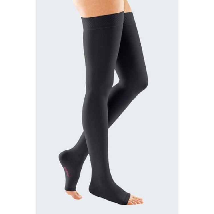 Medi Collant Swing Punta Aperta 18mmHg Nero Taglia 4 Medi Collant Swing Punta Aperta 18mmHg Nero Taglia 4