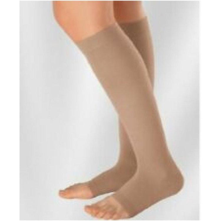 Medi Gambaletto a Punta Aperta 18 mmHg color Sabbia Taglia 2 Medi Gambaletto a Punta Aperta 18 mmHg color Sabbia Taglia 2