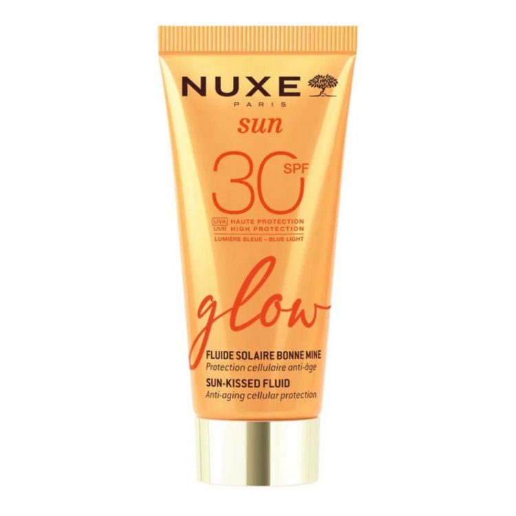 Nuxe Sun Fluido Solare Glow SPF30 - Fluido solare illuminante - 40 ml Nuxe Sun Fluido Solare Glow SPF30 - Fluido solare illuminante - 40 ml