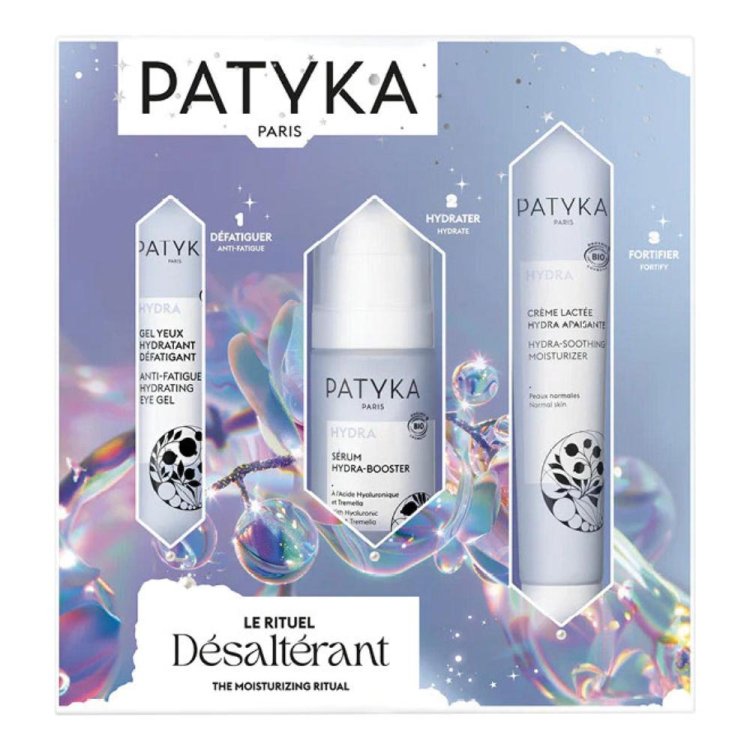 Patyka Cofanetto di Natale 2024 Il Rituale Idratante - Siero hydra-booster 30 ml + Crema latte idro-lenitiva 40 ml + Gel occhi idratante defaticante 15 ml Patyka Cofanetto di Natale 2024 Il Rituale Idratante - Siero hydra-booster 30 ml + Crema latte idro-lenitiva 40 ml + Gel occhi idratante defaticante 15 ml